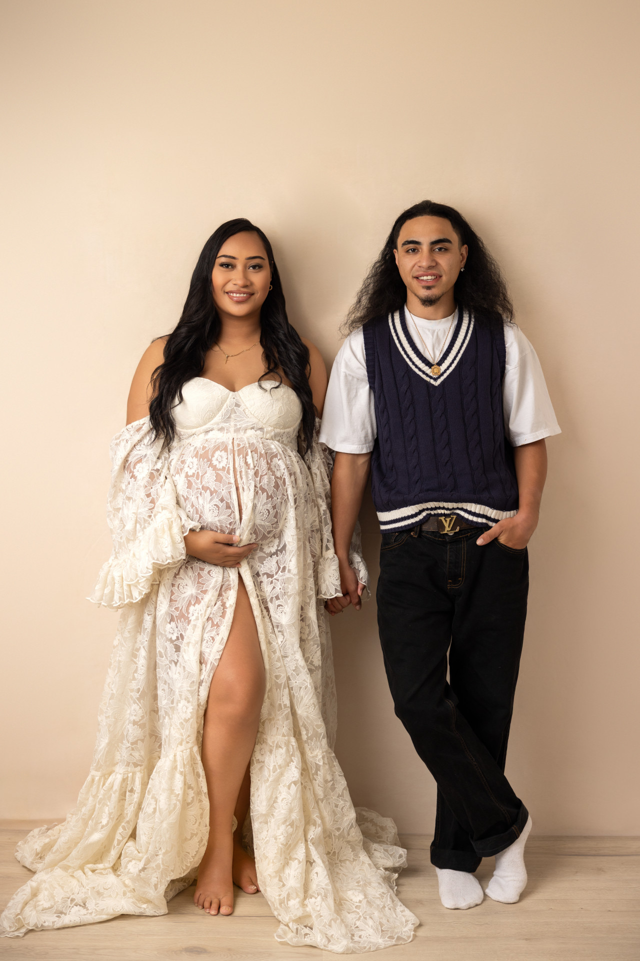 studio maternity shoot with elia making memories